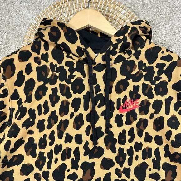 SOLD | Nike Men’s Sportswear Club Fleece Leopard Print Brown Pullover Hoodie XL - Picture 5 of 15